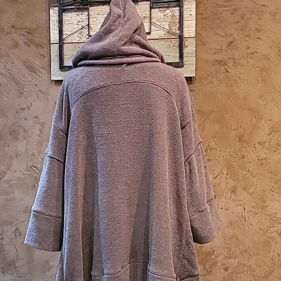 Free People Beach Cozy Taupe Hoodie OSFM - Picture 6 of 9